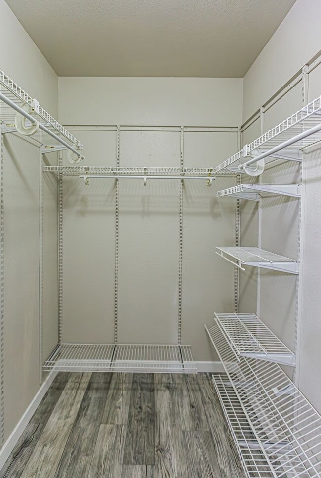 Building Photo - Green Valley Condo