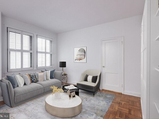 Building Photo - Studio Apartment at the Swarthmore- Availa...
