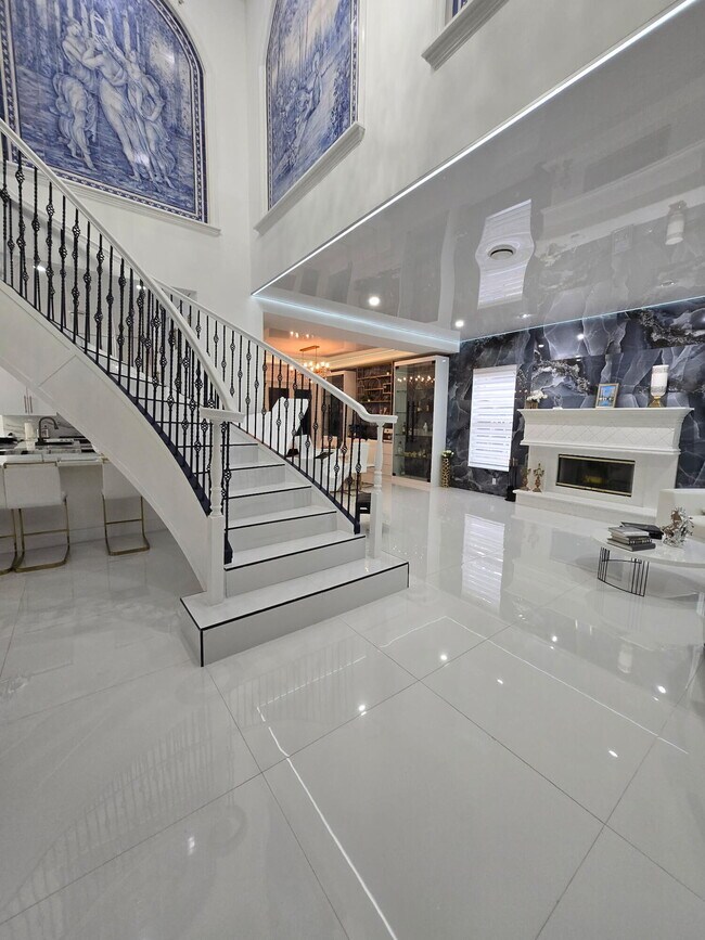 Building Photo - 377 Squire Dr