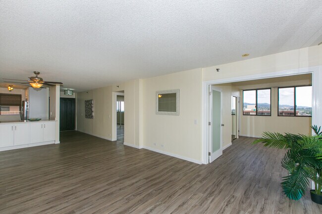 Building Photo - 98-351-351 Koauka Loop