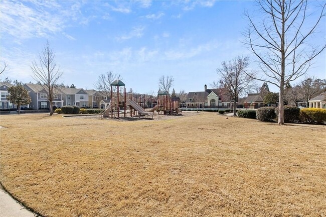 Building Photo - 513 Constellation Overlook SW