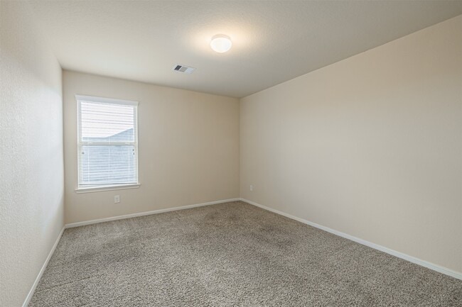 Building Photo - 3126 McDonough Way