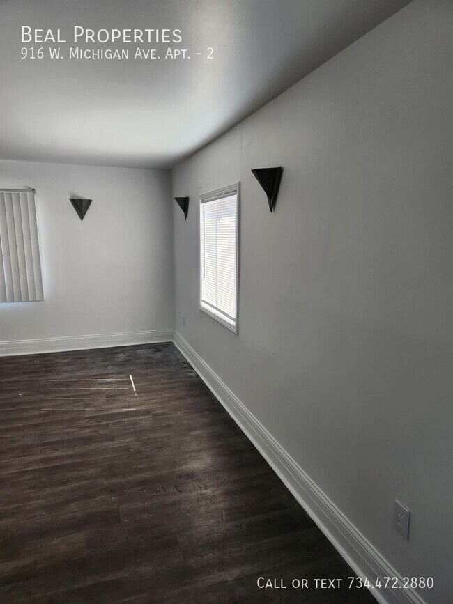 Building Photo - 916 W Michigan Ave