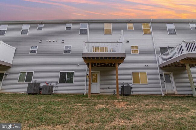 Building Photo - 157 Copperleaf Dr