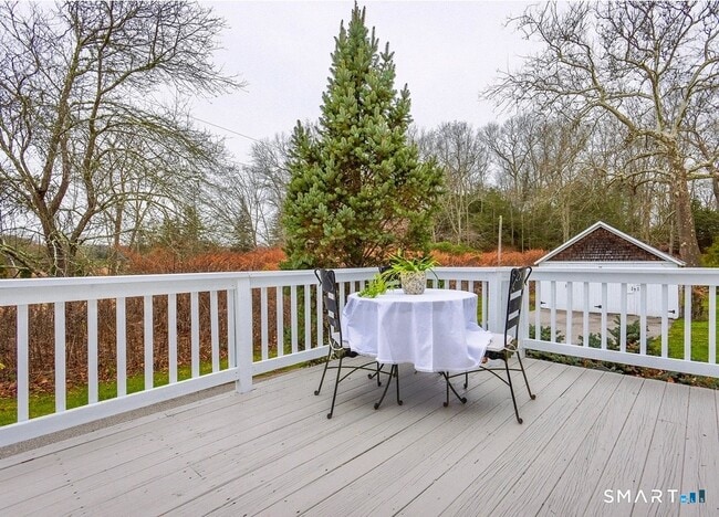 Building Photo - 33 Main St