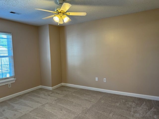 Building Photo - 2123 Retreat Ct