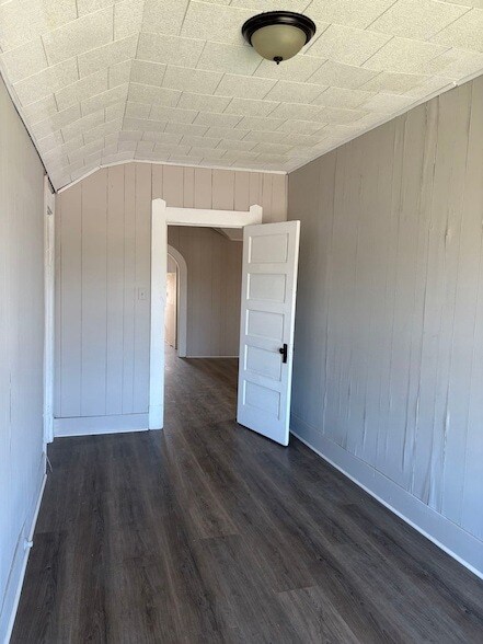 Building Photo - 931 9th Ave