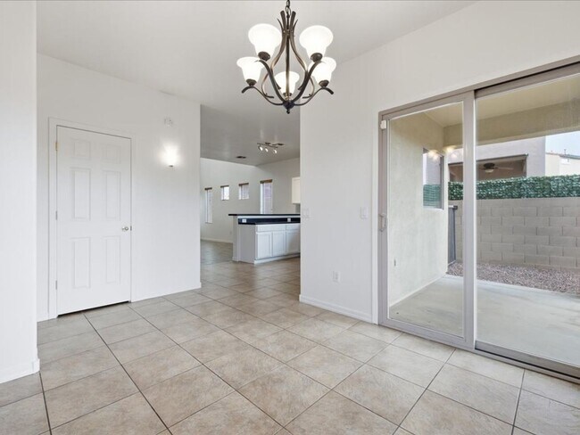 Building Photo - 14252 South Avenida Zumba