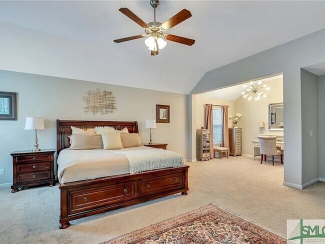 Building Photo - 4 bedroom beautiful home available August 10!!