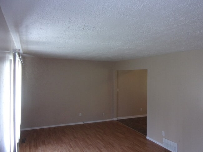 Building Photo - 943 Annapolis Ave