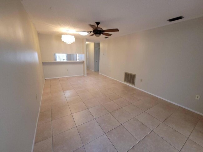 Building Photo - 2932 Stillwell Ct