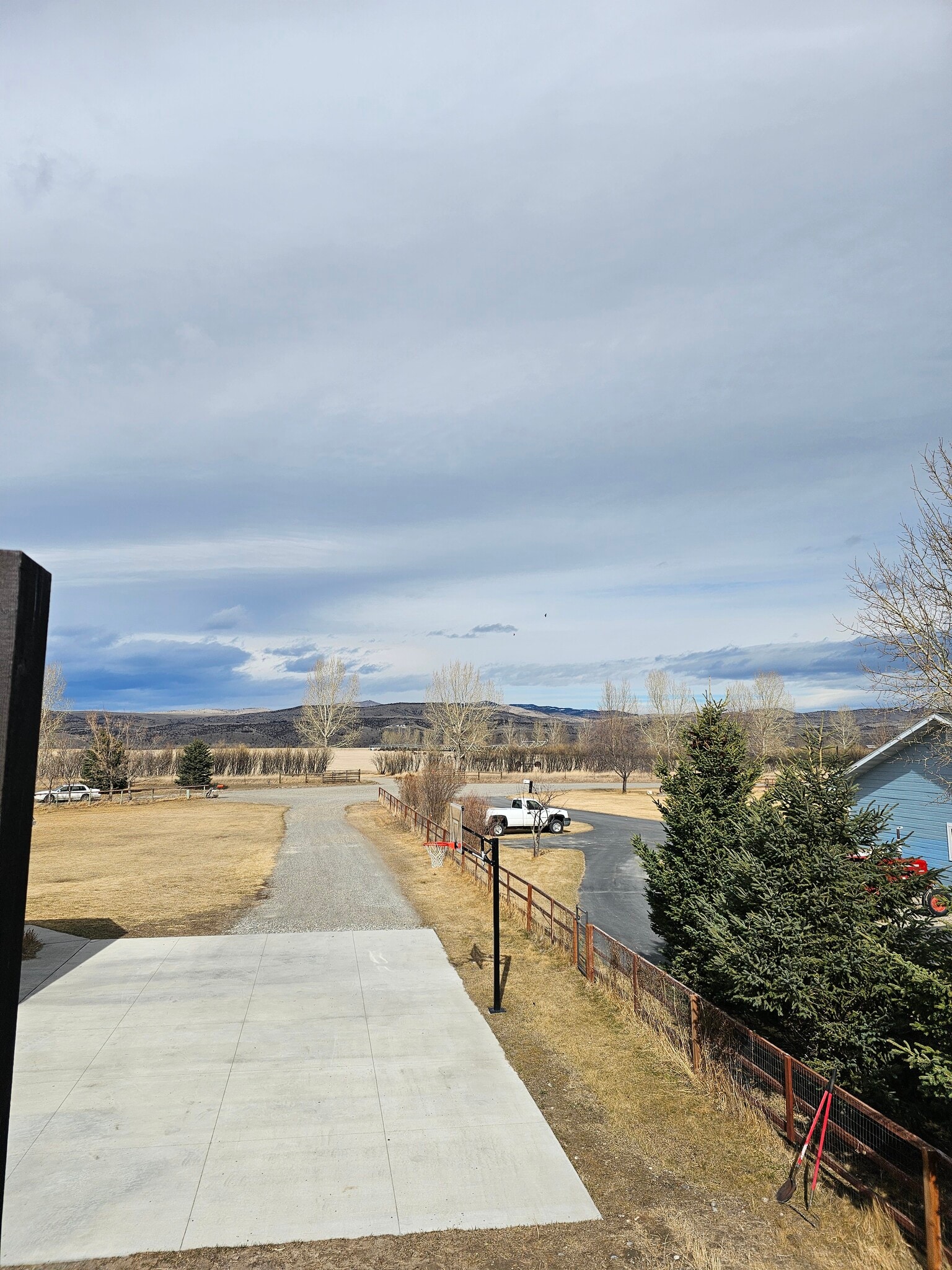 Building Photo - 720 Farmall Ln