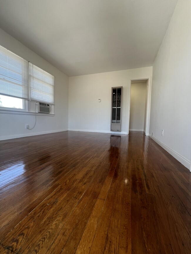 Building Photo - 11474 1/2 Cumpston St
