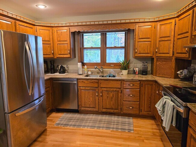 Building Photo - 14995 50th Ave