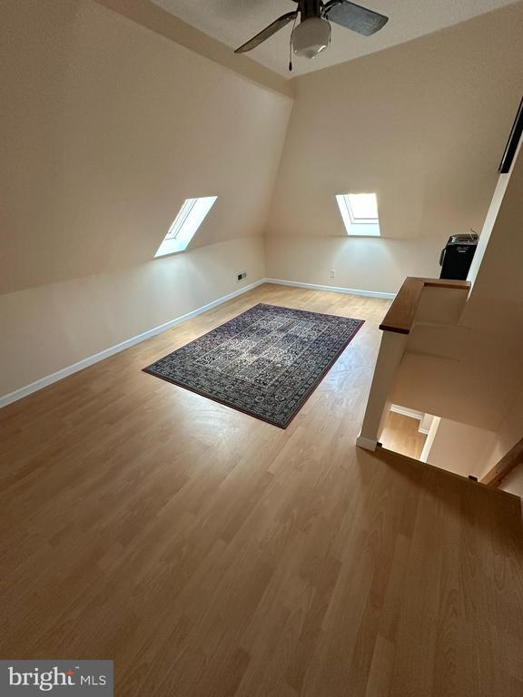 Building Photo - 540 S 48th St