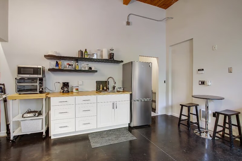 Building Photo - 1812 19th Ave