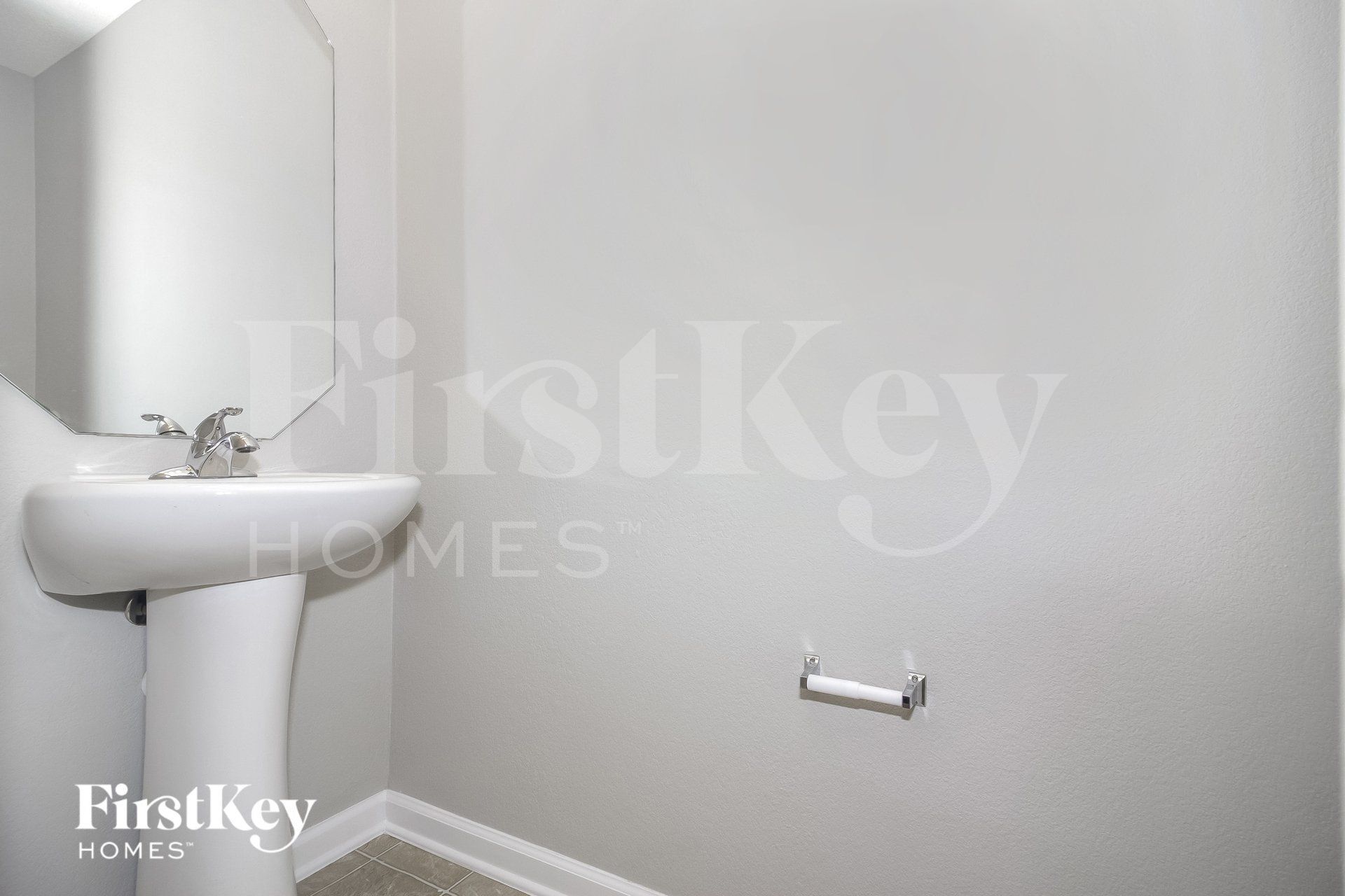 Building Photo - 7576 Stonington Dr