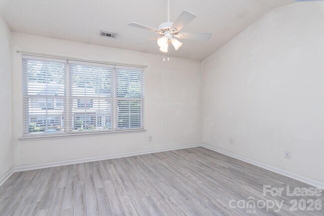 Building Photo - 110 Navigator Ct