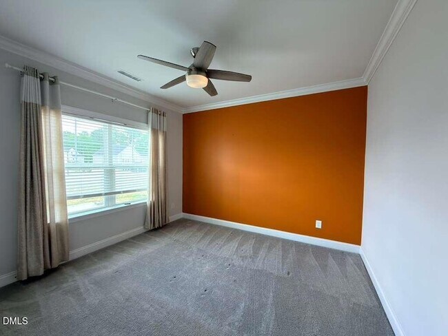 Building Photo - 513 Acerno Dr