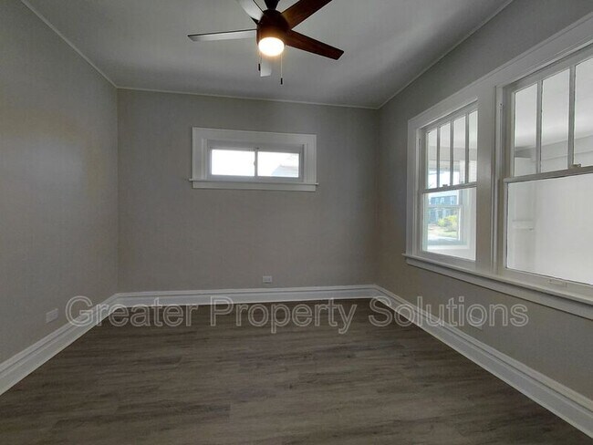 Building Photo - 6624 Jefferson Ave