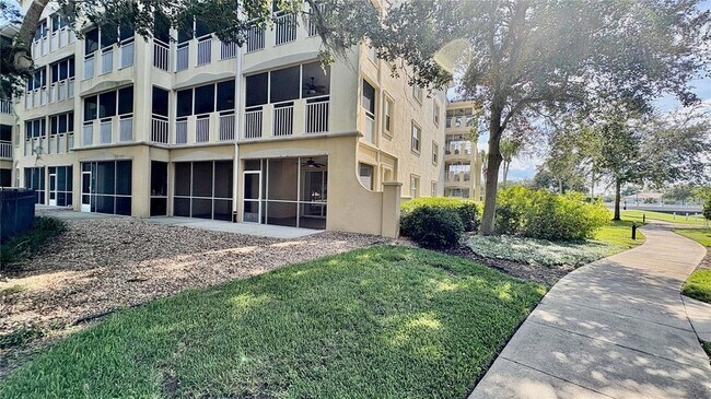 Building Photo - 115 Riverview Bend S
