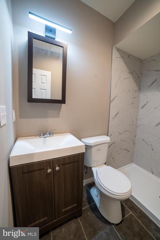 Building Photo - 1715 W Berks St