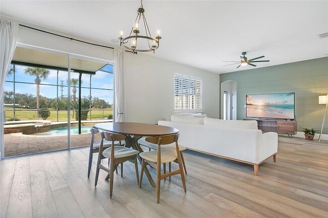 Building Photo - 15049 Spinnaker Cove Ln