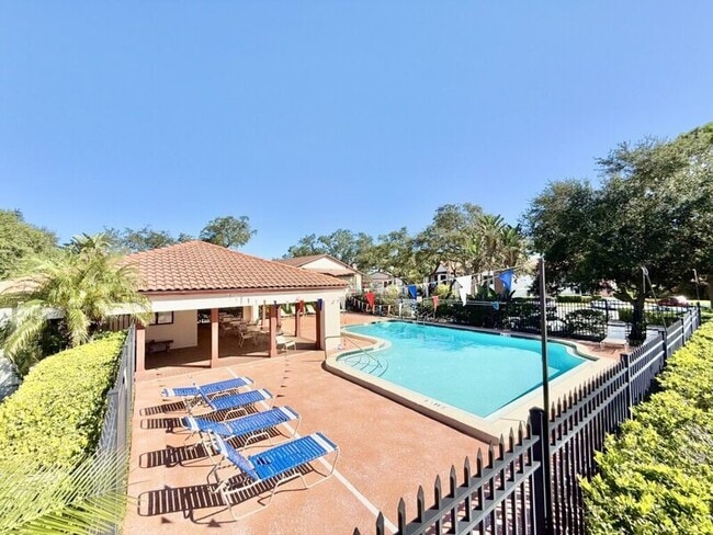 Building Photo - 3455 Countryside Blvd