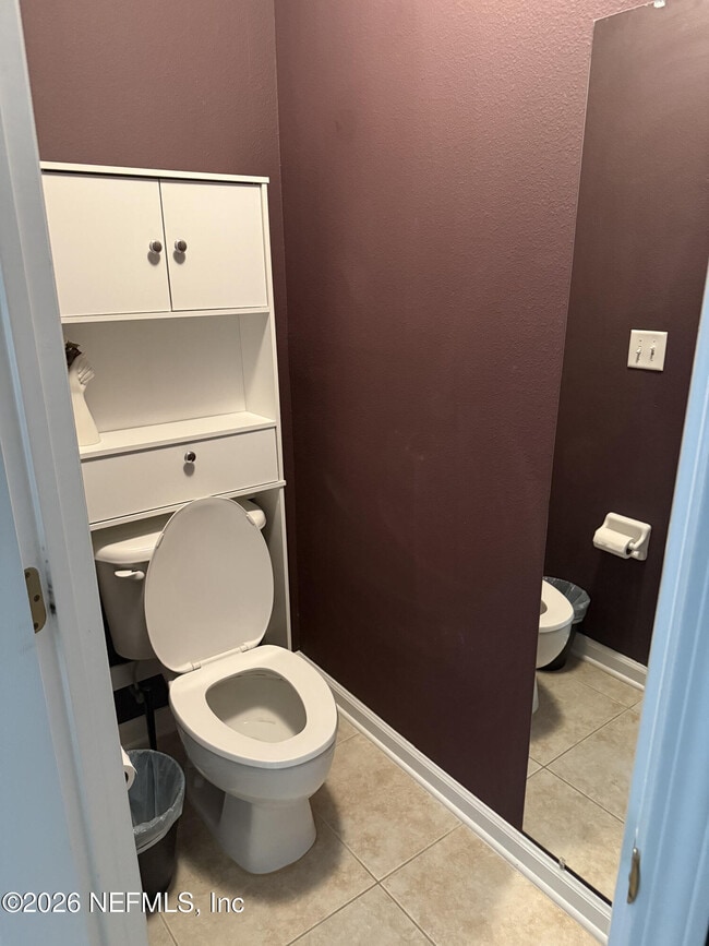 Building Photo - 11175 Castlemain Cir W