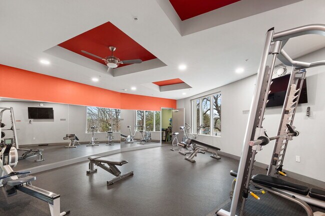 gym - 54 Rainey St