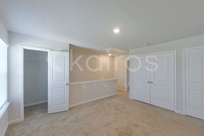 Building Photo - 3564 Bridgewood Dr