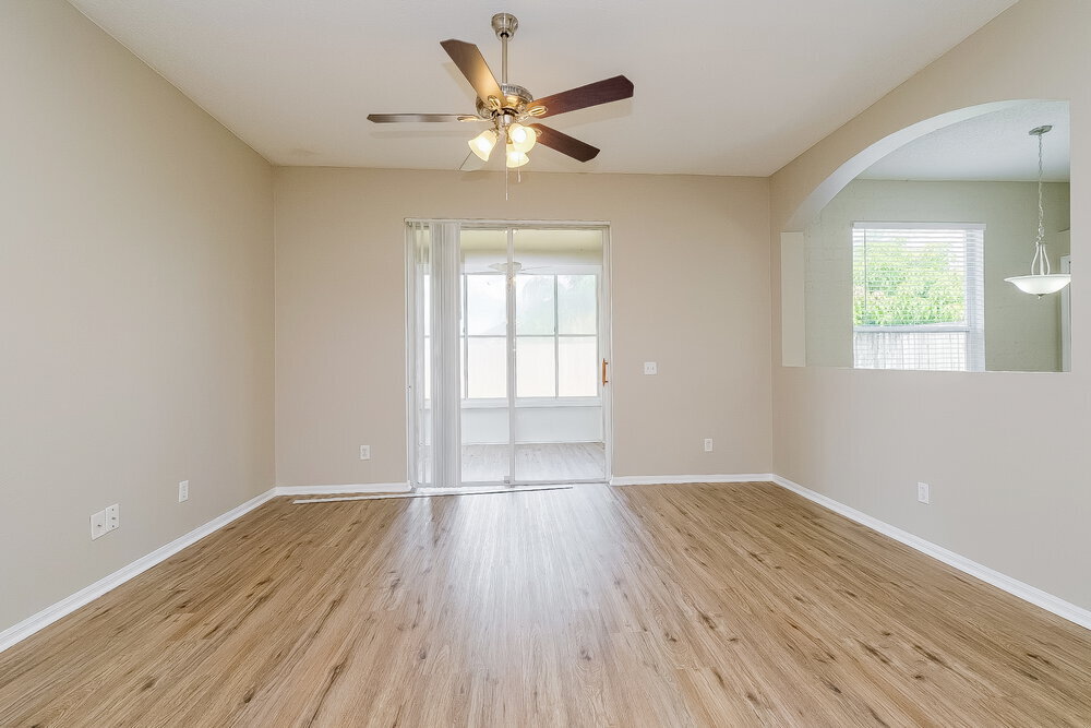 Building Photo - 18211 Hollyhills Way