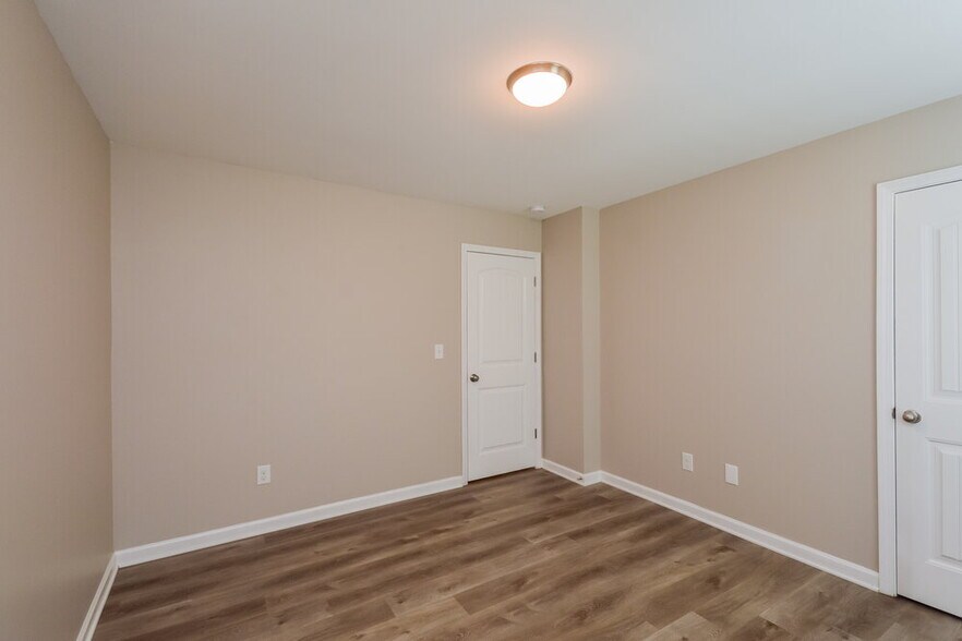 Building Photo - 255 Eagles Pkwy