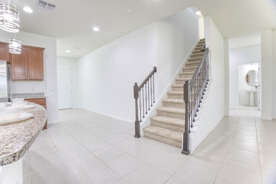 Building Photo - 5270 Brydon Woods Cir