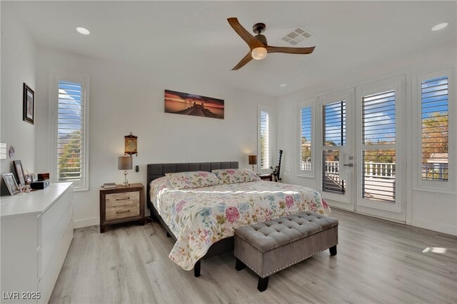 Building Photo - 10336 Early Morning Ave