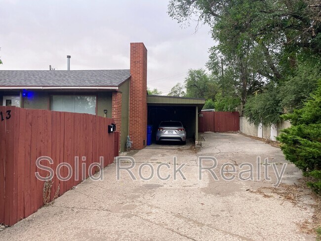 Building Photo - 513 W Uintah St