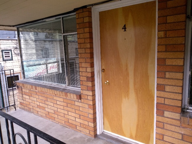 Building Photo - 1741 S Hanford St