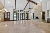 Building Photo - 114 Kollmeyer Cir