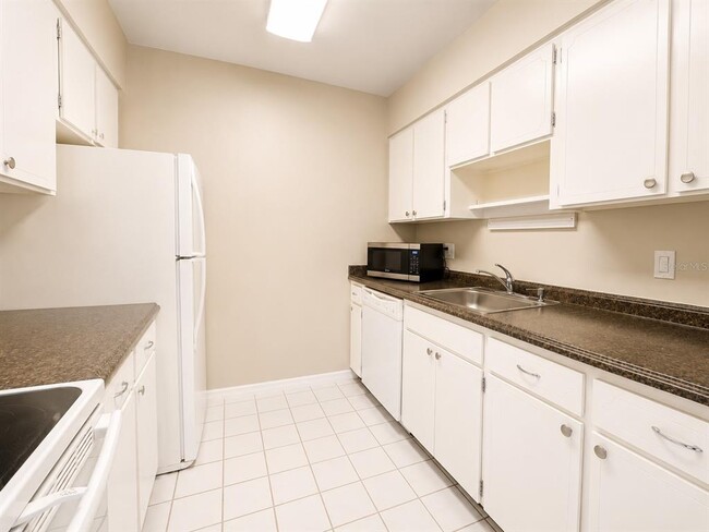 Building Photo - 4325 Aegean Dr