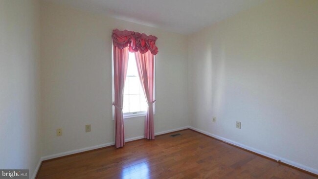 Building Photo - 14119 Forest Ridge Dr