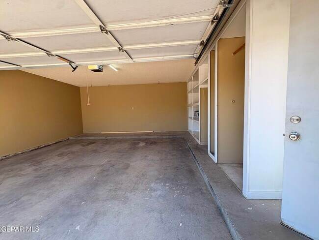 Building Photo - 7148 Villa Hermosa Dr