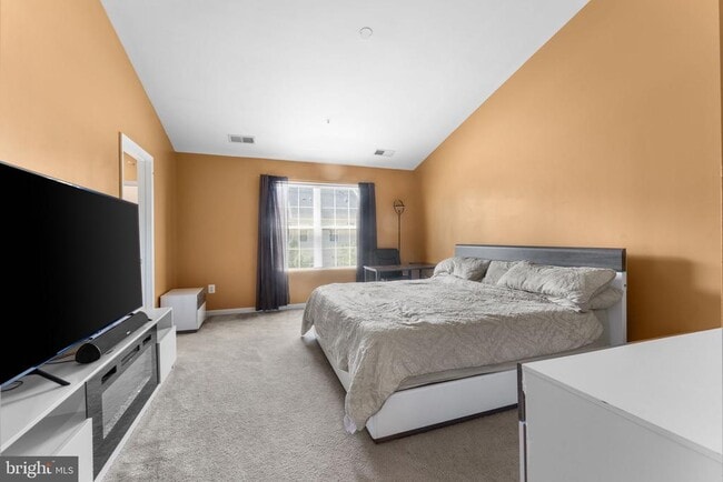 Building Photo - 15305 Kettlebaston Ln