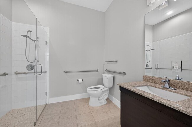 Building Photo - 2400 Louis Henna Blvd
