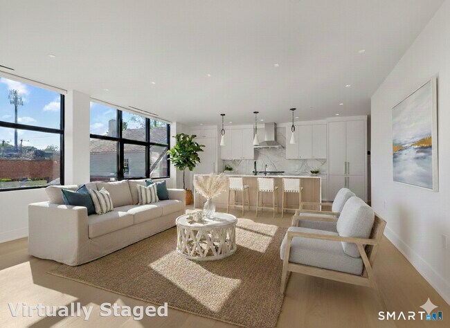 Building Photo - 116 Sherman St