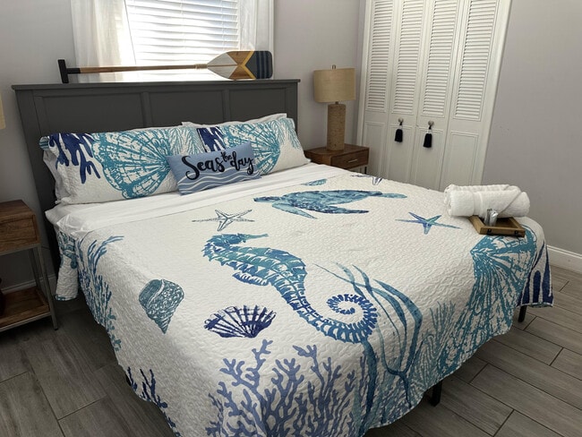 Building Photo - 1258 Beach Rd