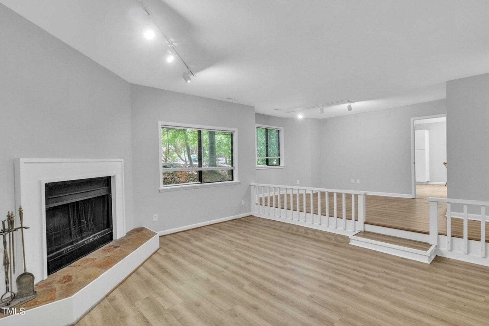 Building Photo - 213 Deepwood Rd