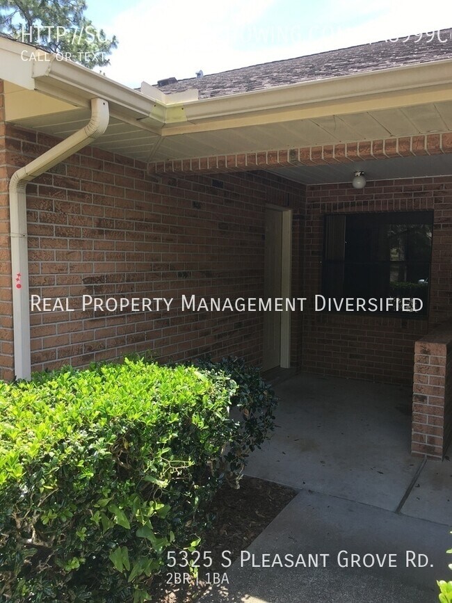 Citrus Park Apartments 2BR/1BA unit 5325 S Pleasant Grove Rd