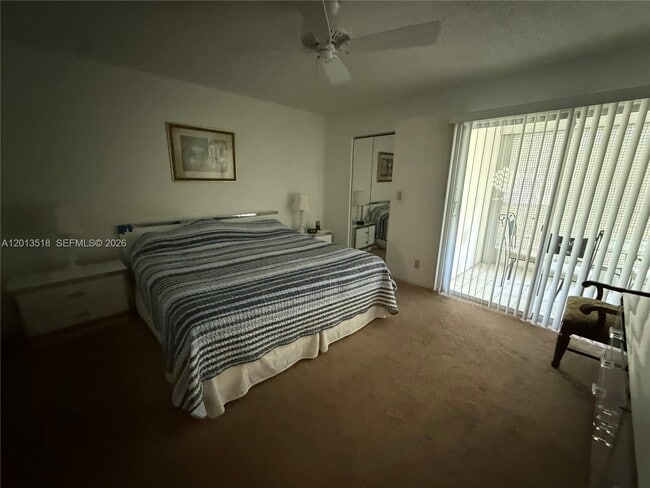 Building Photo - 4401 Martinique Ct