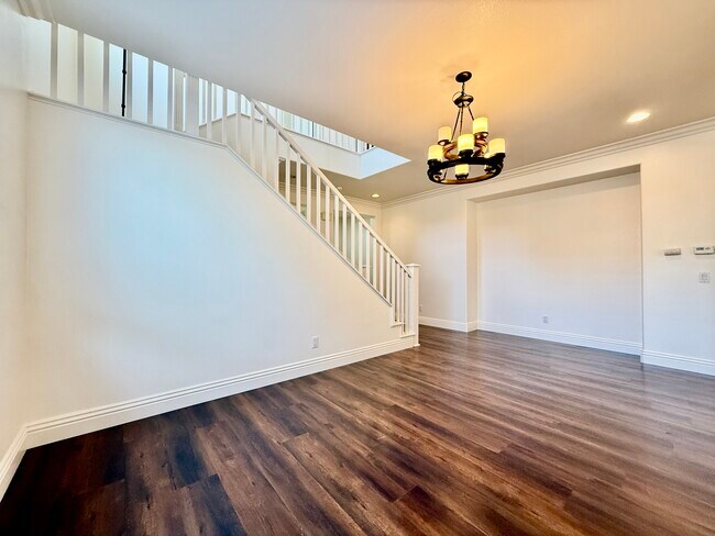 Building Photo - 13642 Pinnacle Way