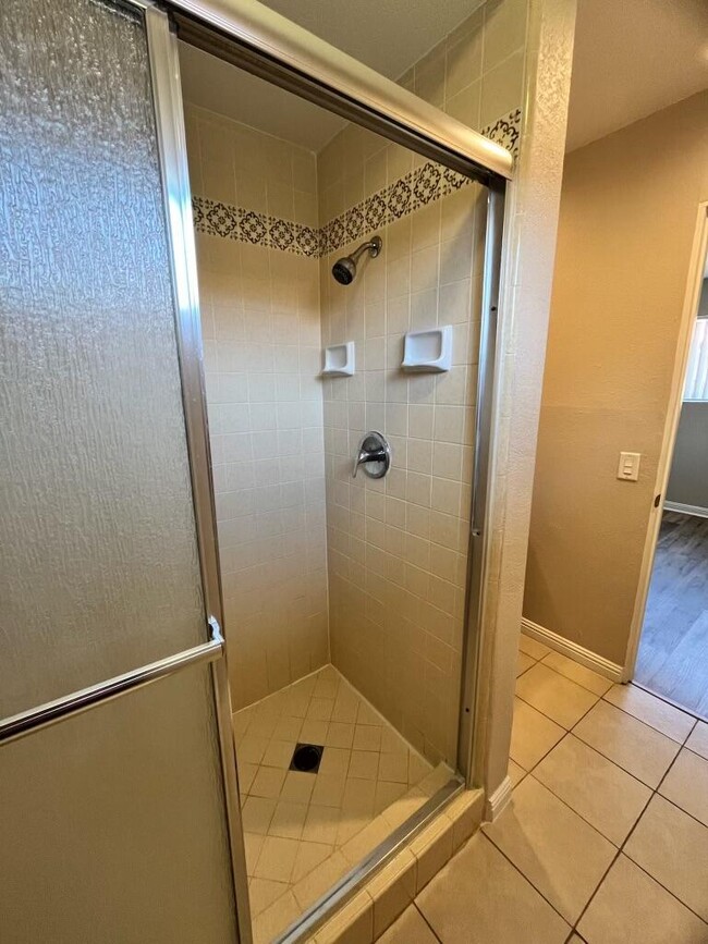 Building Photo - 51780-51780 Avenida Diaz